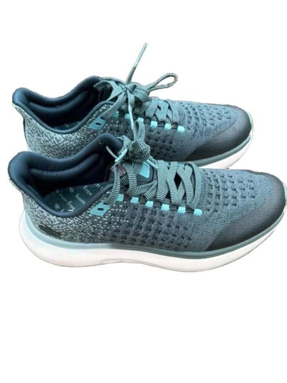 rabbit Dream Chaser Women's Blue Running Shoes worn twice. 9.5 w/ box